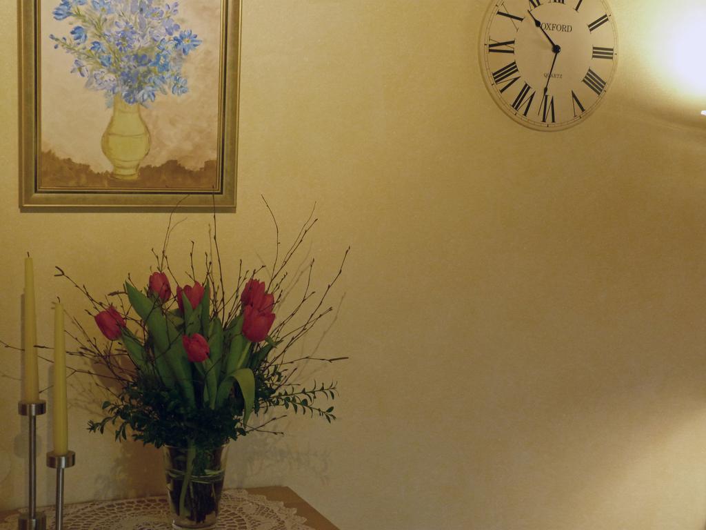 Ferienwohnung-Mediterran ไอน์รัวห์ ภายนอก รูปภาพ